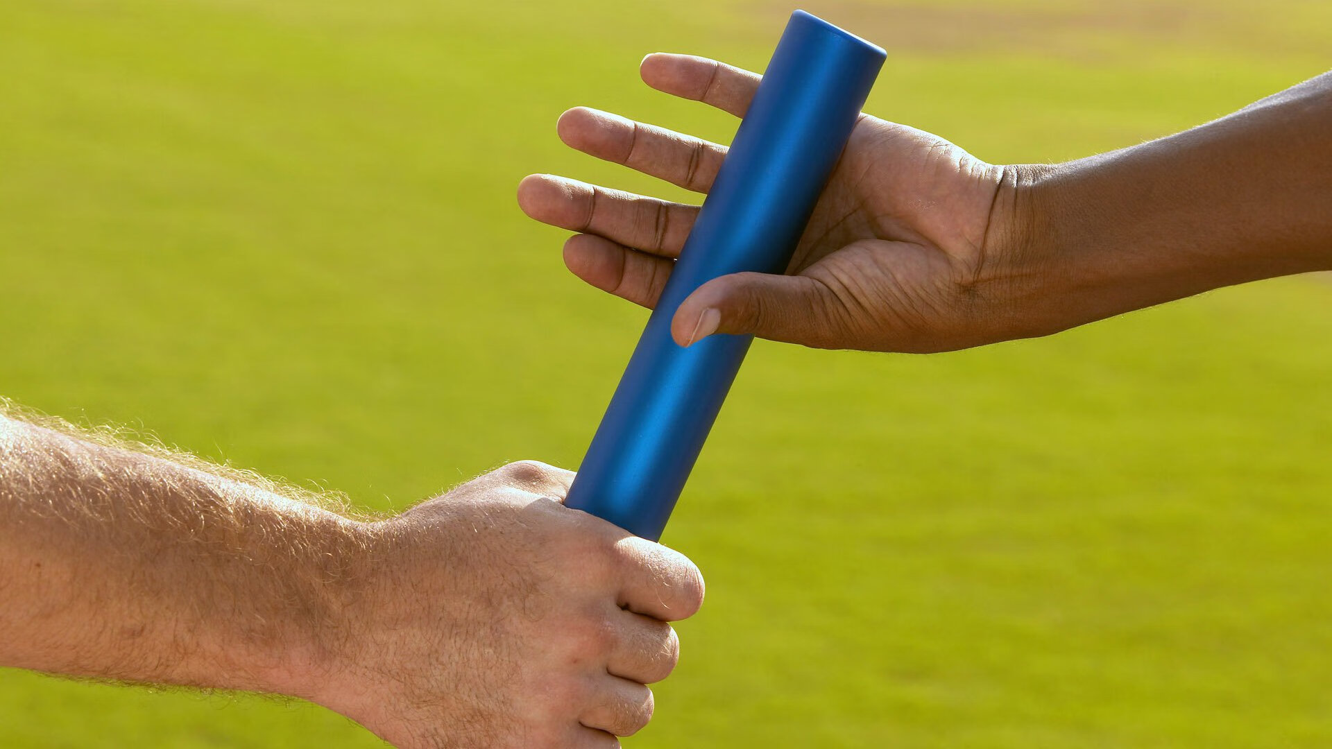 WRC赛场创新：智能导航与通讯系统的革新，wrc著名赛道