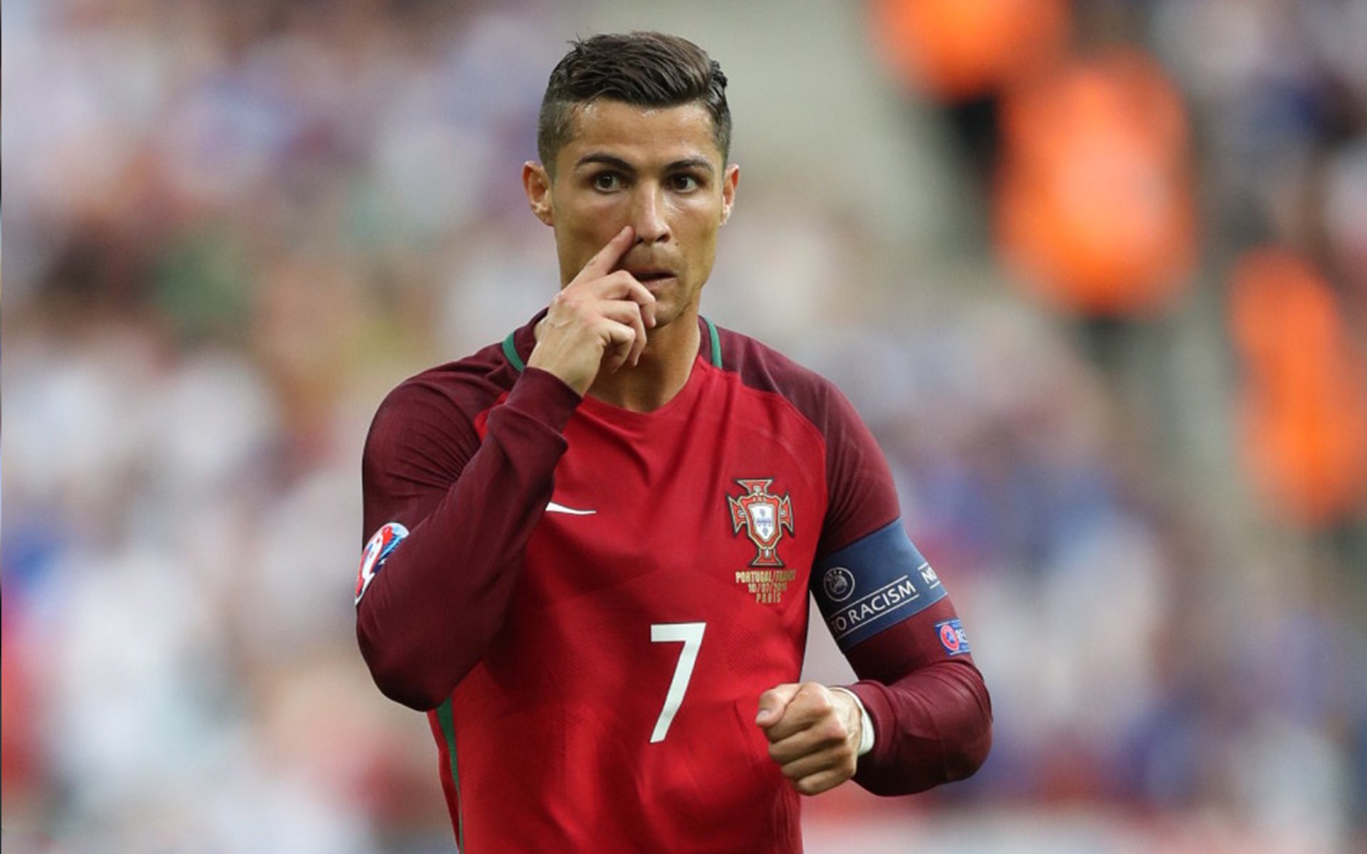 爱游戏官方网站入口登录-_赛车手再创速度纪录，刷新赛道新高度_，赛车手最快能跑多少迈